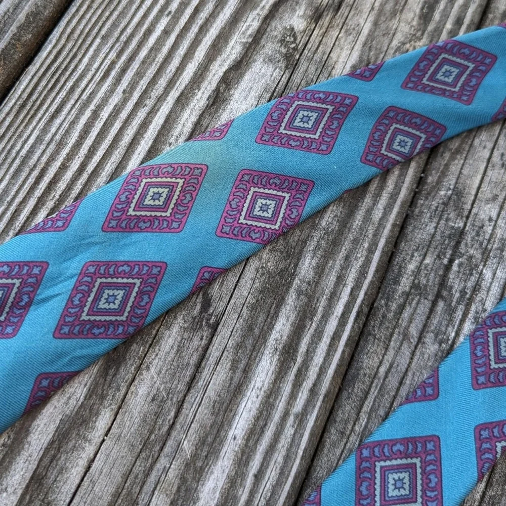 Vintage 90's Burberry Geometric Print Neck Tie